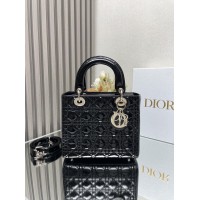 BOLSA CHRISTIAN DIOR LADY MINI VERNIZ